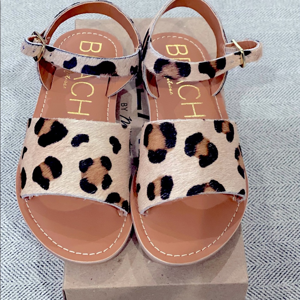 *Brand New* Lil Cabana by Matisse Girls Leopard Sandals Size 1 With Box